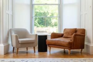 Burnock Lodge with Hot Tub