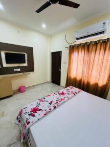 River view paying guest house