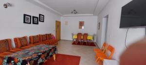 Bel Appartement au pied de la mer ,Lunja Imi Ouaddar