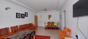 Bel Appartement au pied de la mer ,Lunja Imi Ouaddar