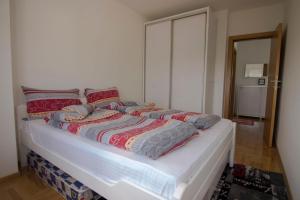 Perla, family apartment with parking