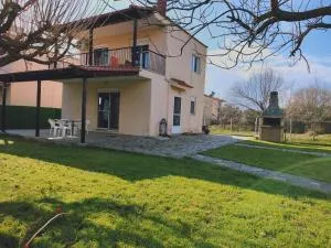 Kerasies Home - Karianí