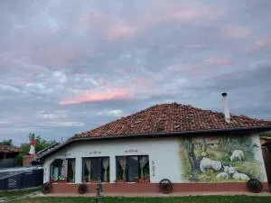 Къща за гости РАЙ 10човека - 泽拉夫纳