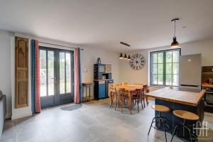 Maisons de vacances Azalee - Azay sur Cher : photos des chambres
