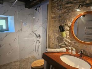B&B / Chambres d'hotes LA GRANGE : photos des chambres