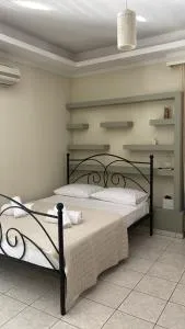 Effie's Rooms - Aigio