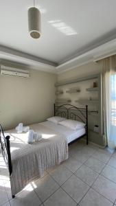 Effies Rooms