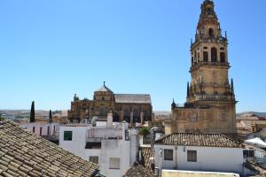 SunShine Patio de la Hoguera