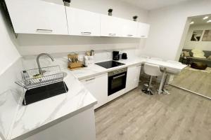 Appartements Appartement en plein centre a 100m du port : photos des chambres