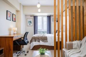 Furnished Studio in Avida Towers Riala, Cebu IT Park with Work Desk, Fast WiFi, Netflix and Pool