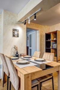 Rhodope Escape - Modern 1BR Apartment with Balcony & Free Parking