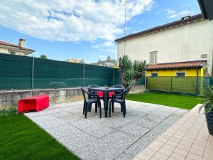 Venezia-Mestre Love Nest Bros2