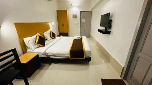 Hotel B R REGENCY