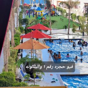 Porto Said بورتوسعيد شاليه ثلاث حجرات وثلاثة حمام وصاله مكيف بالكامل وبلكونه وانترنت عدد 7 أسره