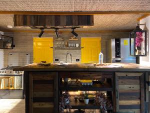 Luxury House with Sleek Terrace in Cartagena