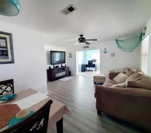 The Sea Scallop Minutes to Madeira Beach - Oakhurst Shores