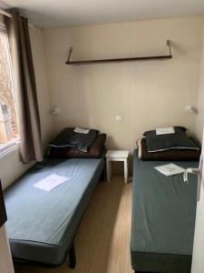 Villages vacances Camping les Fouguieres : photos des chambres