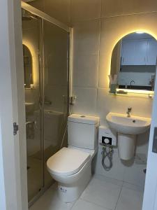 100 West Makati Tower