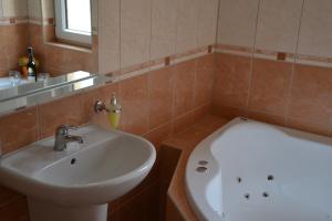 Relax Hotel Pelikán