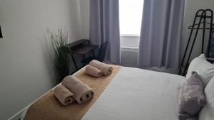 Deluxe Town Centre 2 Bedroom Apartment