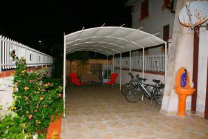 CASA CAVORA - Villa Petunie