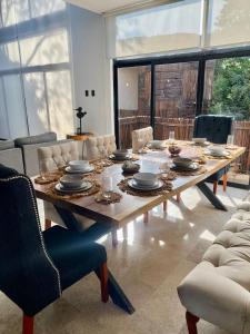 Luxury Jungle Penthouse with Private Rooftop Pool