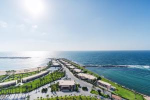 Nabeel Homes - Penthouse Duplex with Rooftop