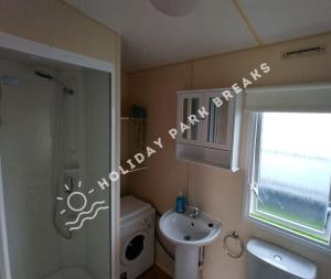 Driftwood - Bronze 3 bedroom West Sands Sleeps 8