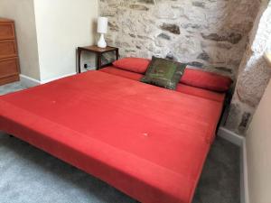 Open Plan 3 Bedrooms Cornish stone house cottage