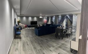 شقه مودرن فاخره في ارقى مناطق مصر الجديده