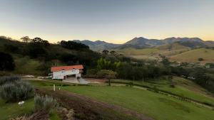 Casa com Conforto, Tranquilidade em Meio à Natureza
