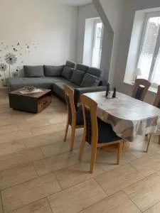 Ferienwohnung 2 Zimmer 55 qm Betten trennbar 1 Stock - Karben