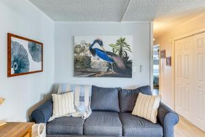 1 Mi to Jolly Roger! Poolside Family Retreat