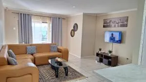 Asher's Place - Macleantown