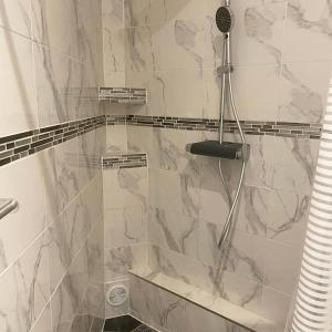 Apartment 85m2 Paris Center Republique 2 BR-4P