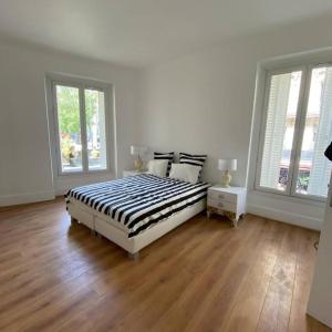 Apartment 85m2 Paris Center Republique 2 BR-4P