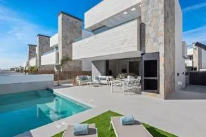 Luxe villa "CASA XXVII" met eigen verwarmd zwembad in Santa Rosalia Resort - Torre-Pacheco