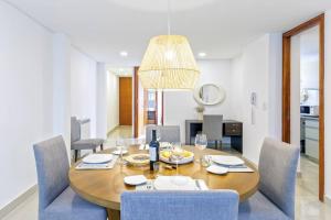 Luminoso y cómodo, excelente ubicación