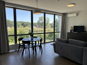 1-Bedroom Apartment by Šventosios vartai