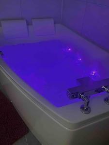 Maisons de vacances Gite en pierre avec baignoire balneo : photos des chambres