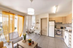 STAY Sunflower Delight Studio