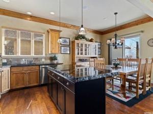 Powder Mountain Wolf Den is Pet-Friendly