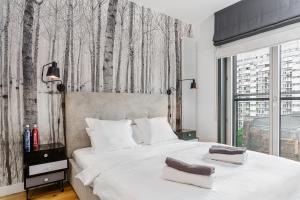 Beautiful Apartment with Parking in Mennica Residence