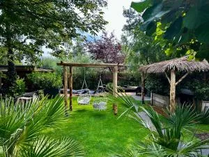 Casa aan de Plas, B&B met sauna en hottub of jacuzzi - Zegveld