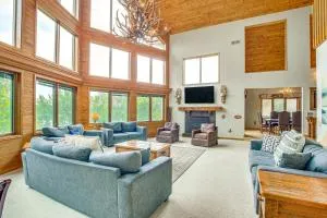 Waterfront Central Wisconsin Cabin with Indoor Pool! - Stratford