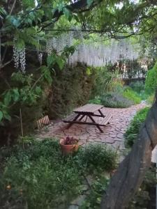 Casa con jardín y aparcamiento en Viznar, junto a Granada