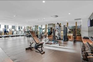 Wsp high rise luxury 2b2b unit