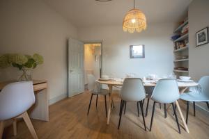 Inviting Home in Heart of Hereford with Parking & Garden