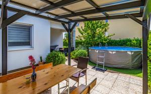 Istriensonne 0766 - Ferienhaus Monika