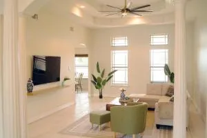 Tropical Family Funhouse, No chore, Pet Friendly - 爱丁堡